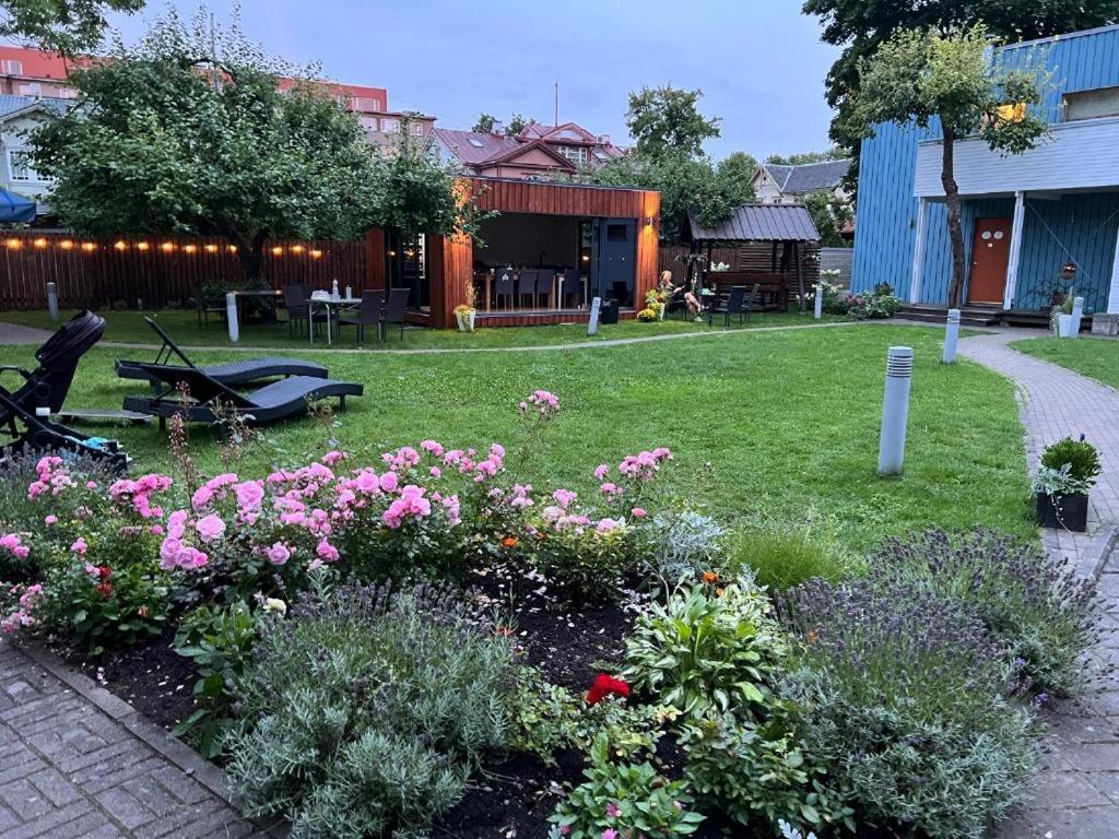 Villa Meri Apartments Parnu Bagian luar foto