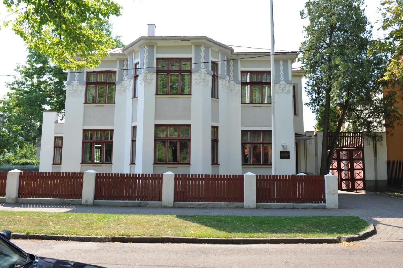 Villa Meri Apartments Parnu Bagian luar foto